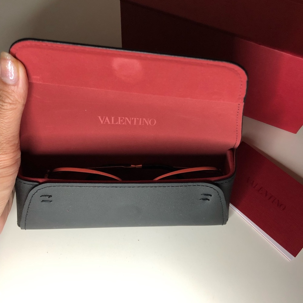 Authentic Valentino Frame - Picture 8 of 8